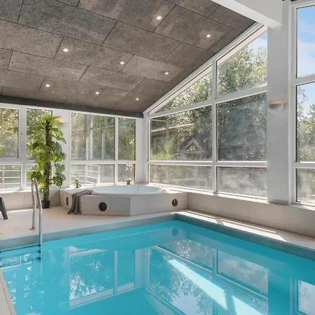 Awesome In With Sauna * 에벨토프트