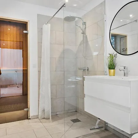 Awesome In With Sauna 펜션